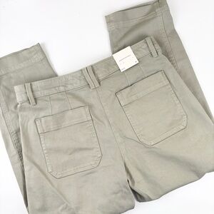 NEW Banana Republic Weekender Slim Barrel Pant Petite Size 8 Green‎